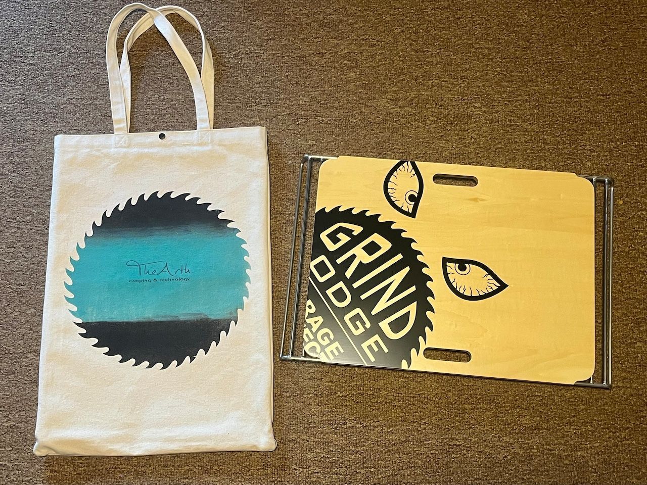 GRINDLODGE グラインドロッヂ ×The Arth 生刷りパレ男 収納バッグ セット