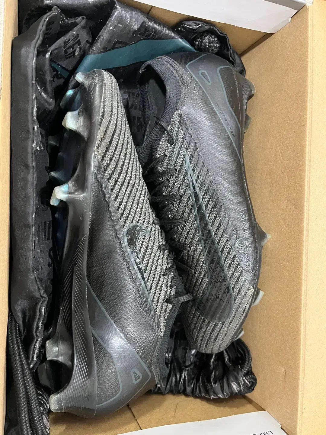 高品質 NIKE ナイキ マーキュリアル Vapor ヴェイパー 16 エリート FG 250 サッカーシューズ
