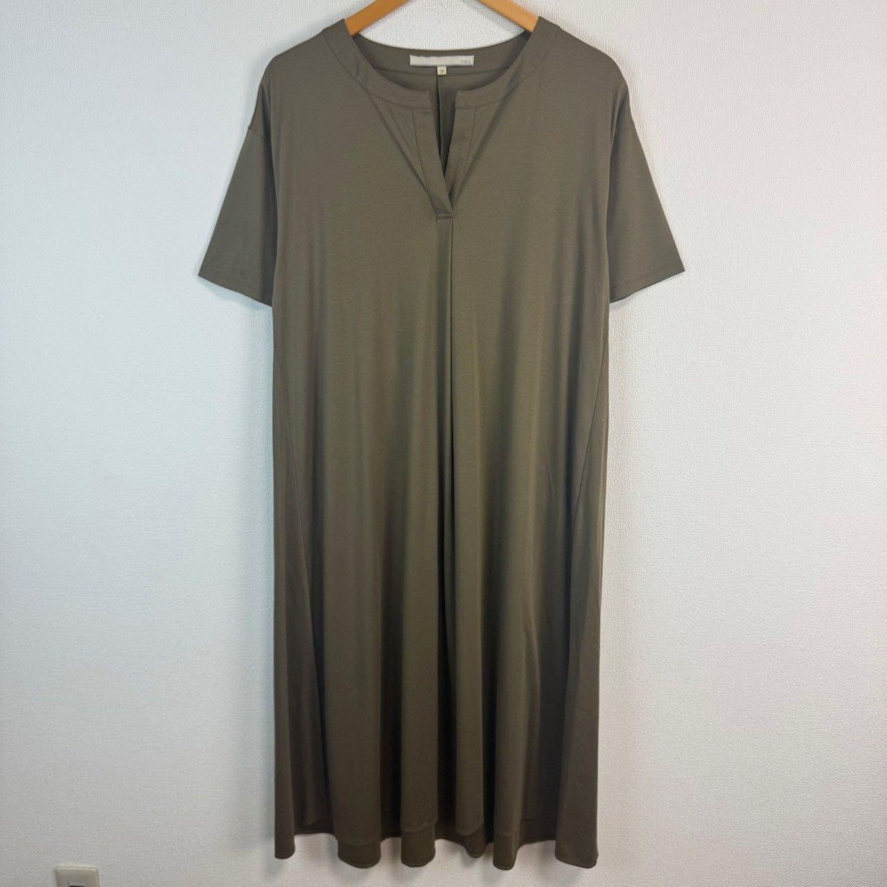 センソユニコ 萌ワンピース未使用 M17 萌 MOYURU センソユニコ系 モノトーン シックにおしゃれ ゆったり