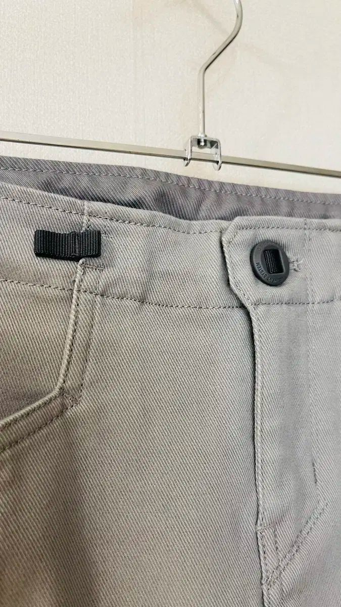 patagonia パタゴニア エスカラ ロックパンツ レディース カーゴ パンツ オーガニック コットン グレー DECORATOM_COM_BR