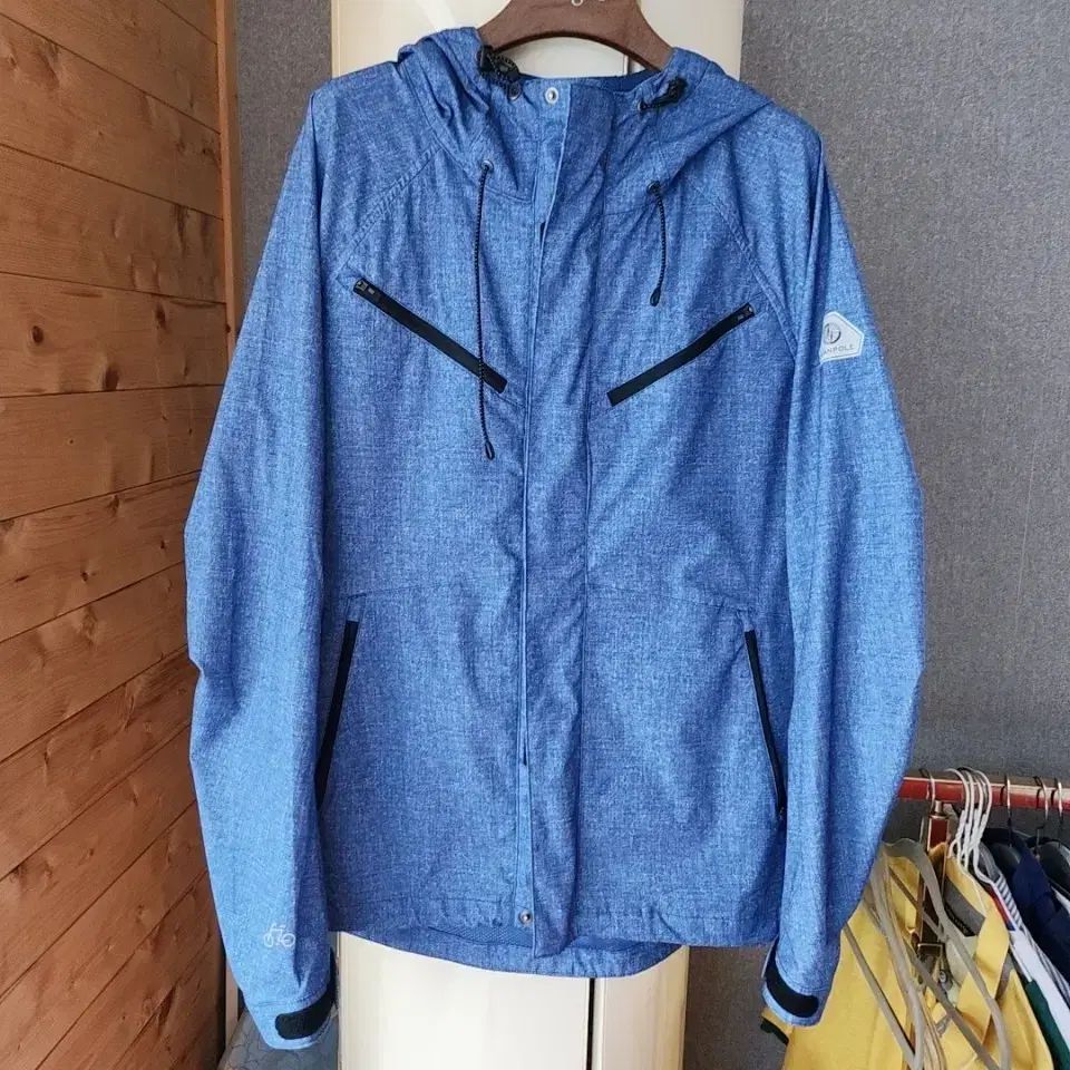 【雷市場（ポンジャン）商品韓国直送】 BEAN POLE(ビーンポール) アウトドア フード ジャケット 100