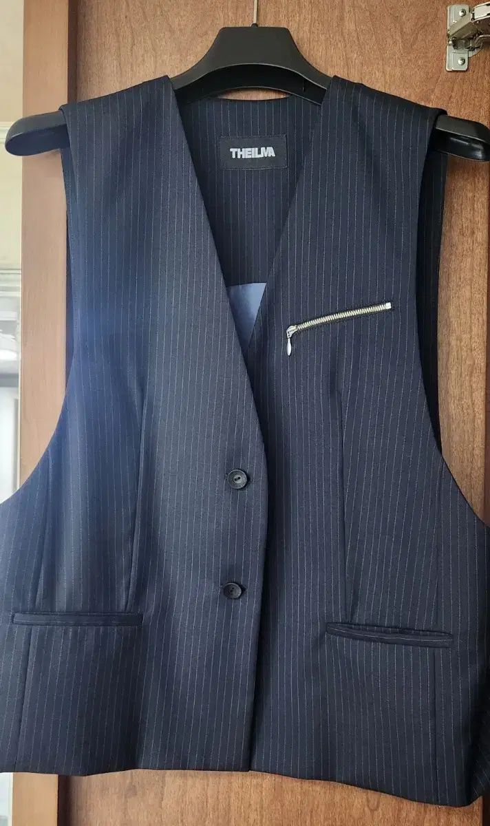THE ILMA ウール混ブレンドベスト