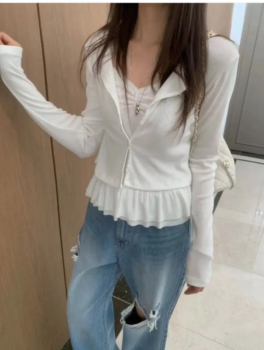 PrettyYoungThing ラウンジ