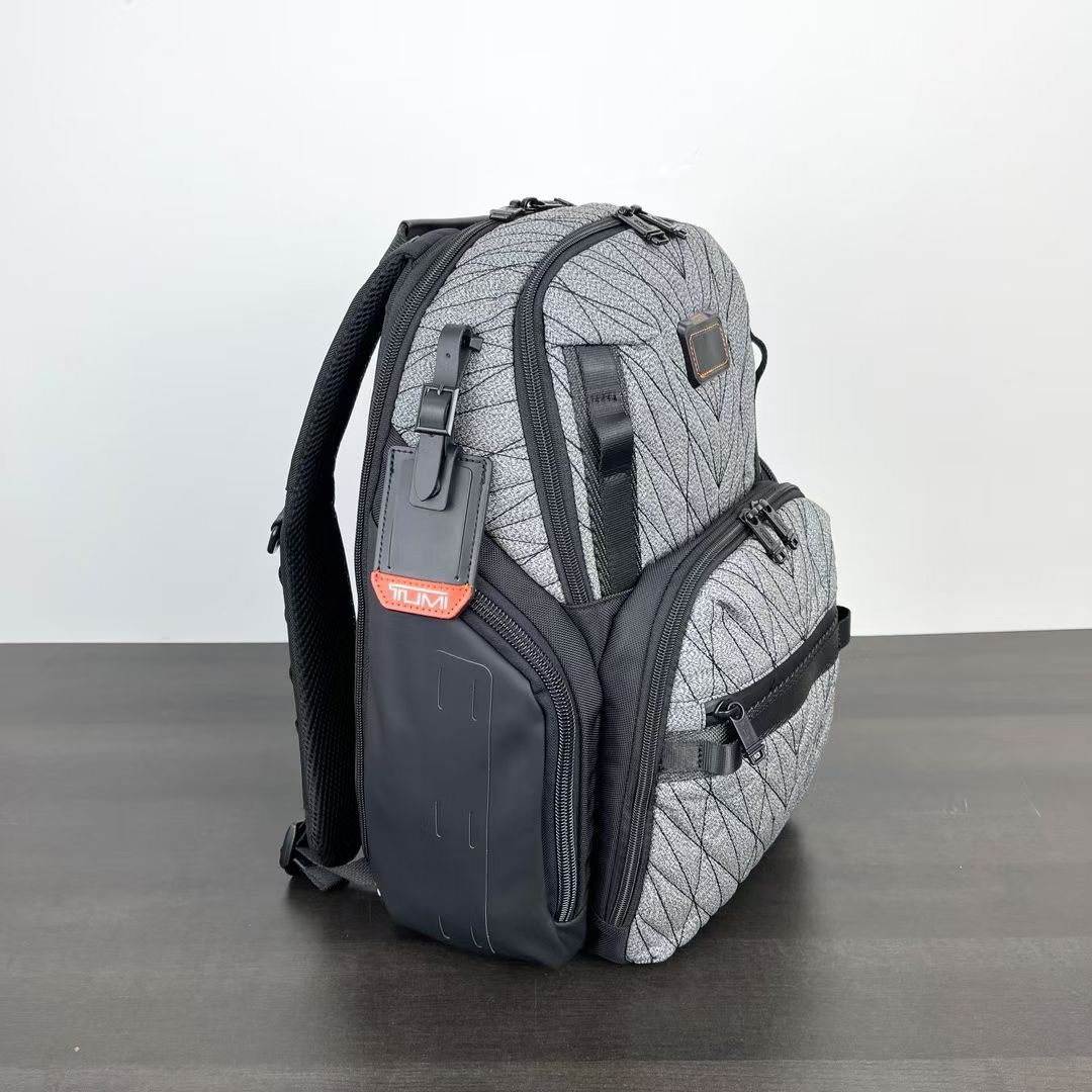 新品未使用 TUMI ALPHA BRAVO「サーチ」バックパック グレーニット  