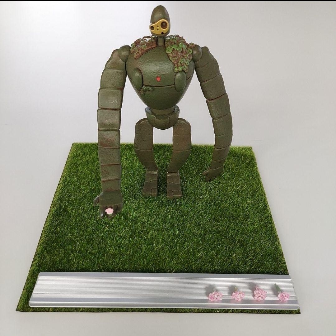 天空の城ラピュタ　ロボット兵　花器 天空の城ラピュタ ロボット兵 花器 - メルカリ