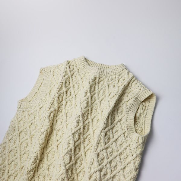 美品 AURALEE オーラリー HARD TWIST MERINO ARAN KNIT VEST ハード ...