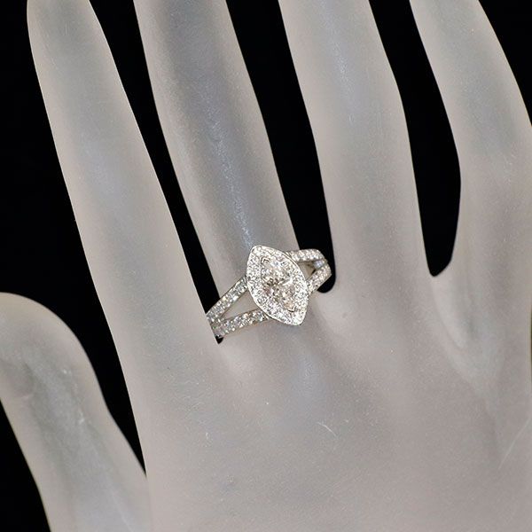 ブシュロン Pt950 マーキス ダイヤモンド リング 0.52ct E VVS2 EX/VG 