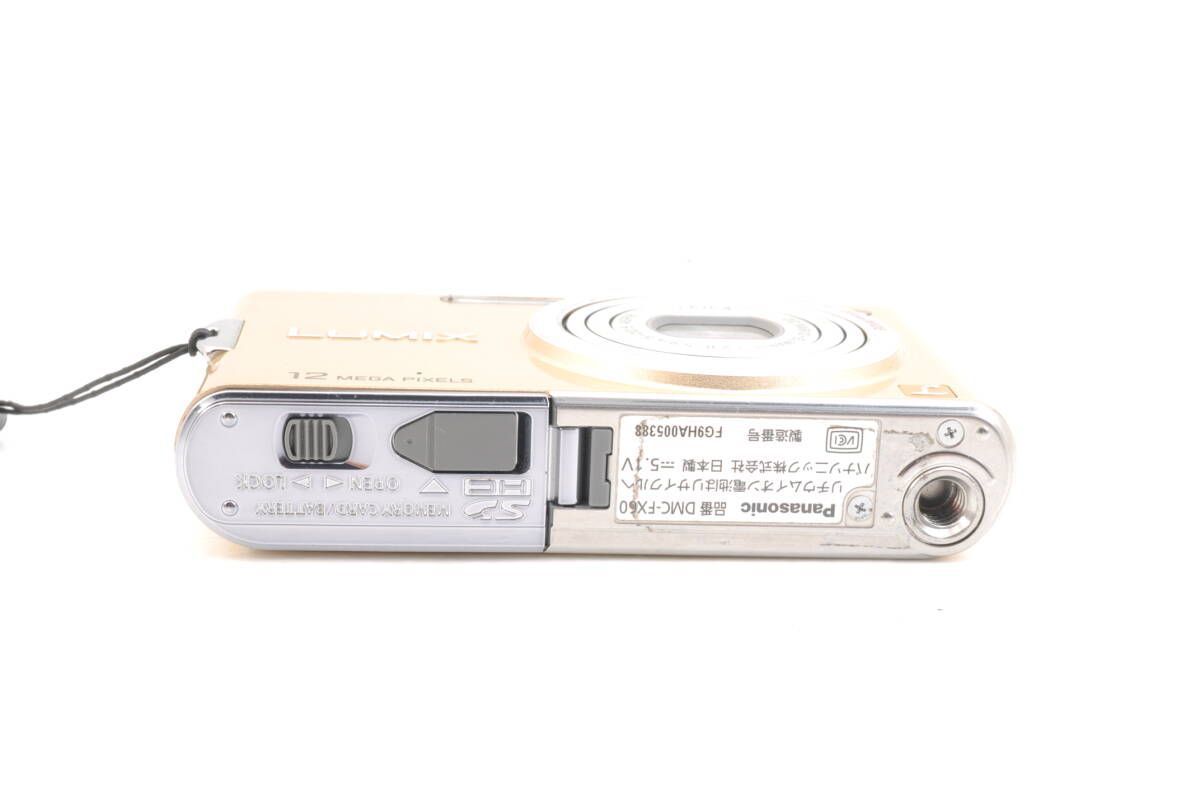 カメラ MR-01306 パナソニック Panasonic LUMIX DMC-FX60 ルミックス