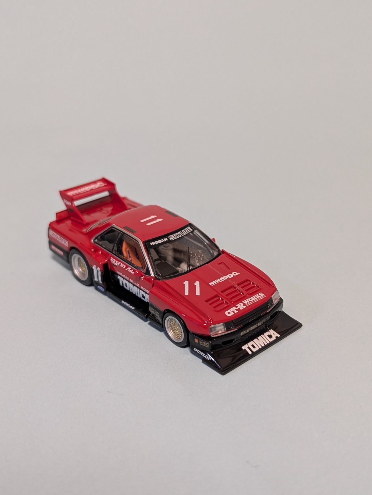 トミカリミテッドヴィンテージ　スカイラインスーパーシルエット(1983年前期型) トミカリミテッドヴィンテージNEO トミカ スカイライン スーパー