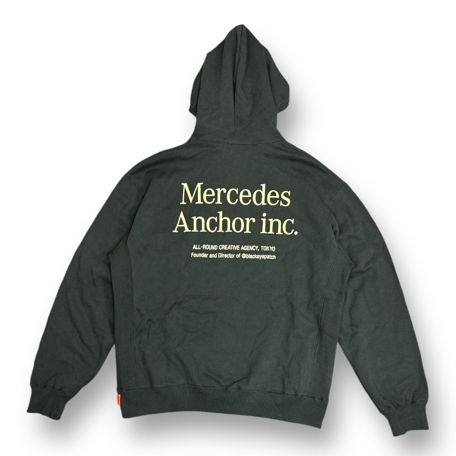 Mercedes Anchor inc. ロゴプリントプルオーバーフーディー パーカー メルセデスアンカーインク ANC24CS06 ブラック Ｌ  78947A6 - メルカリ