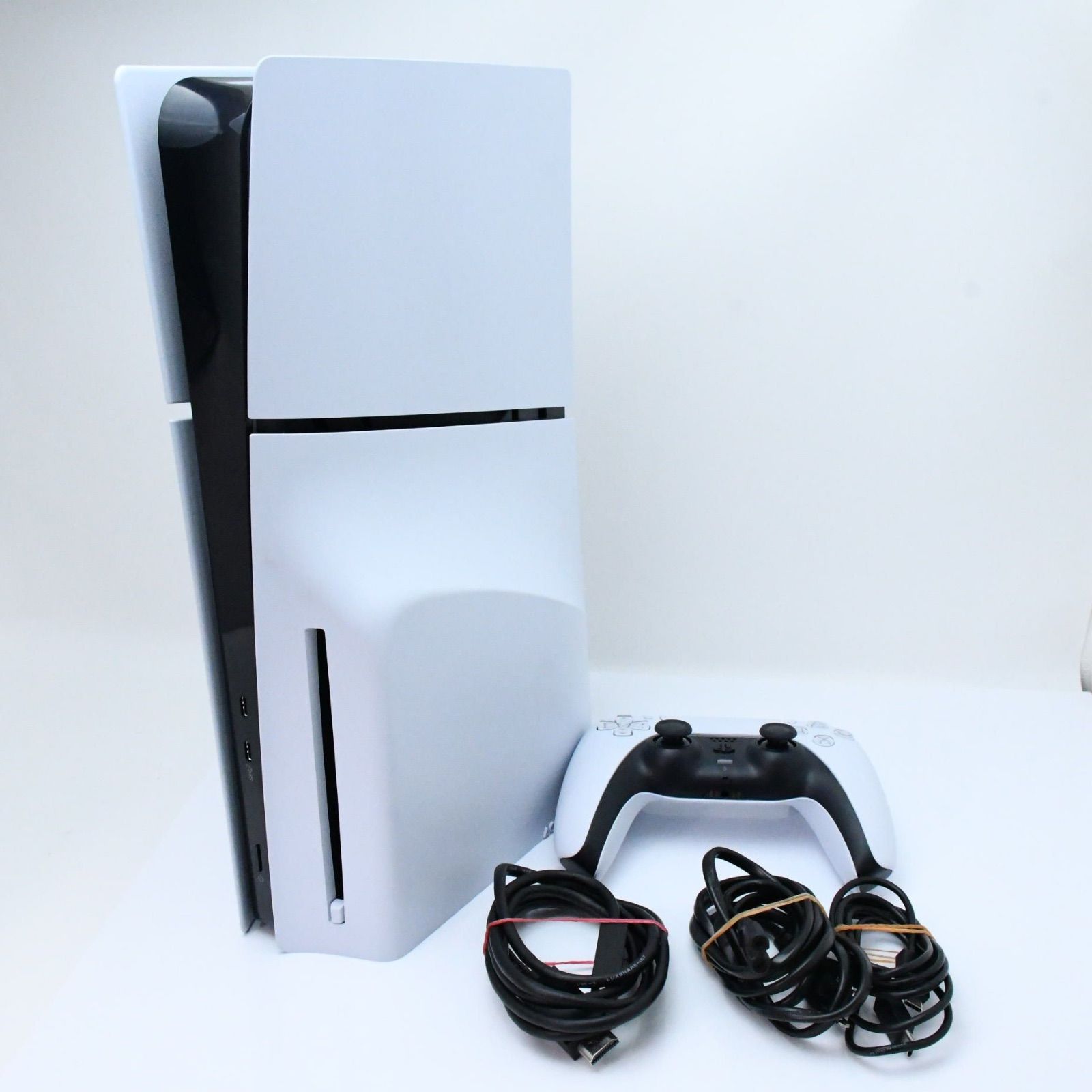 PlayStation5プレイステーション5本体 CFI-2000 ディスクドライブ搭載モデル