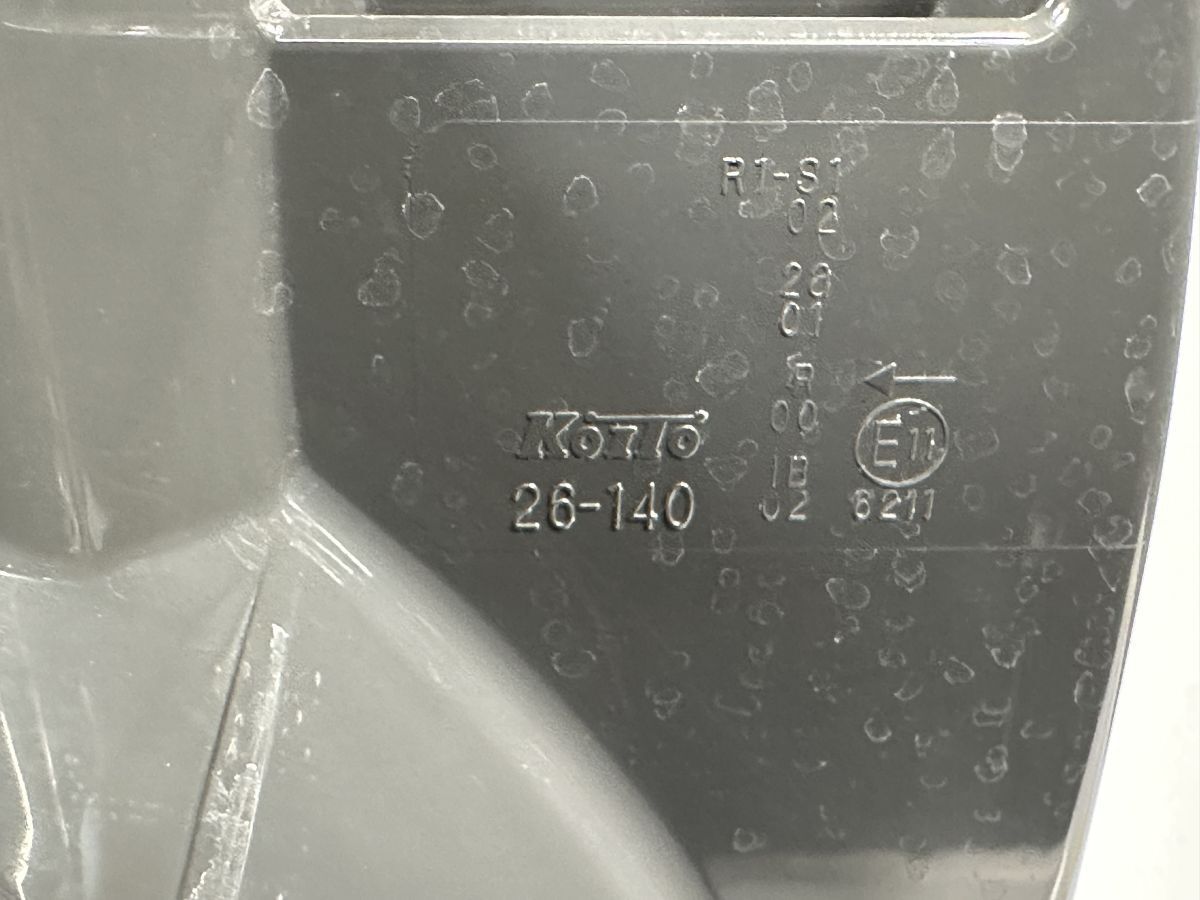 200系 ハイエース 4型 5型 6型 7型 KDH201V GDH201V 後期 純正 左テールランプAssy 81561-26441 26-140 破損キズなし 管理31751 FFCRYSTALESIA_COM
