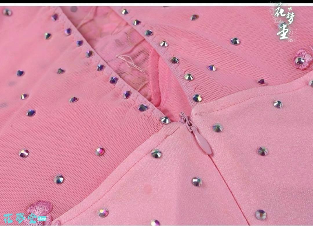 ダンスドレスモダンダンスドレスキラキラ刺繍ダンスドレス 裾広社交ダンスドレス