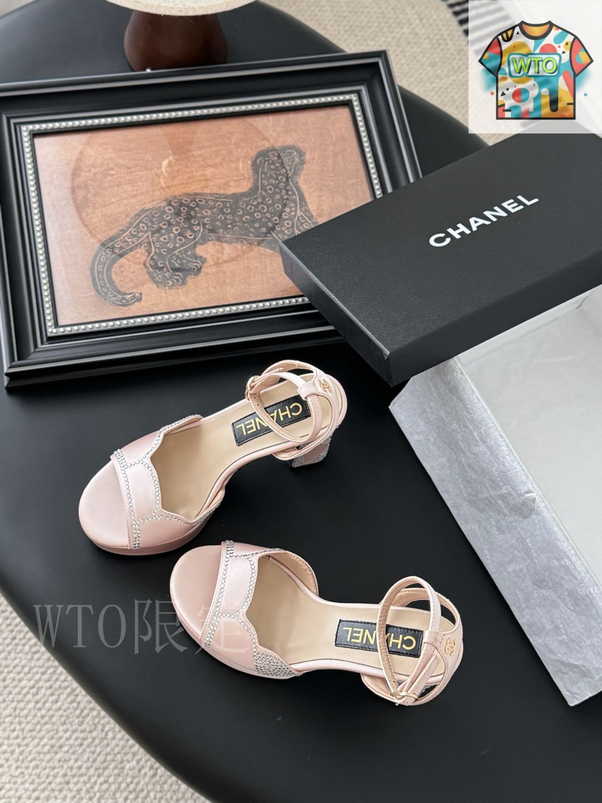 Chanel 25K 早春シリーズ プラットフォームスパンコールサンダル