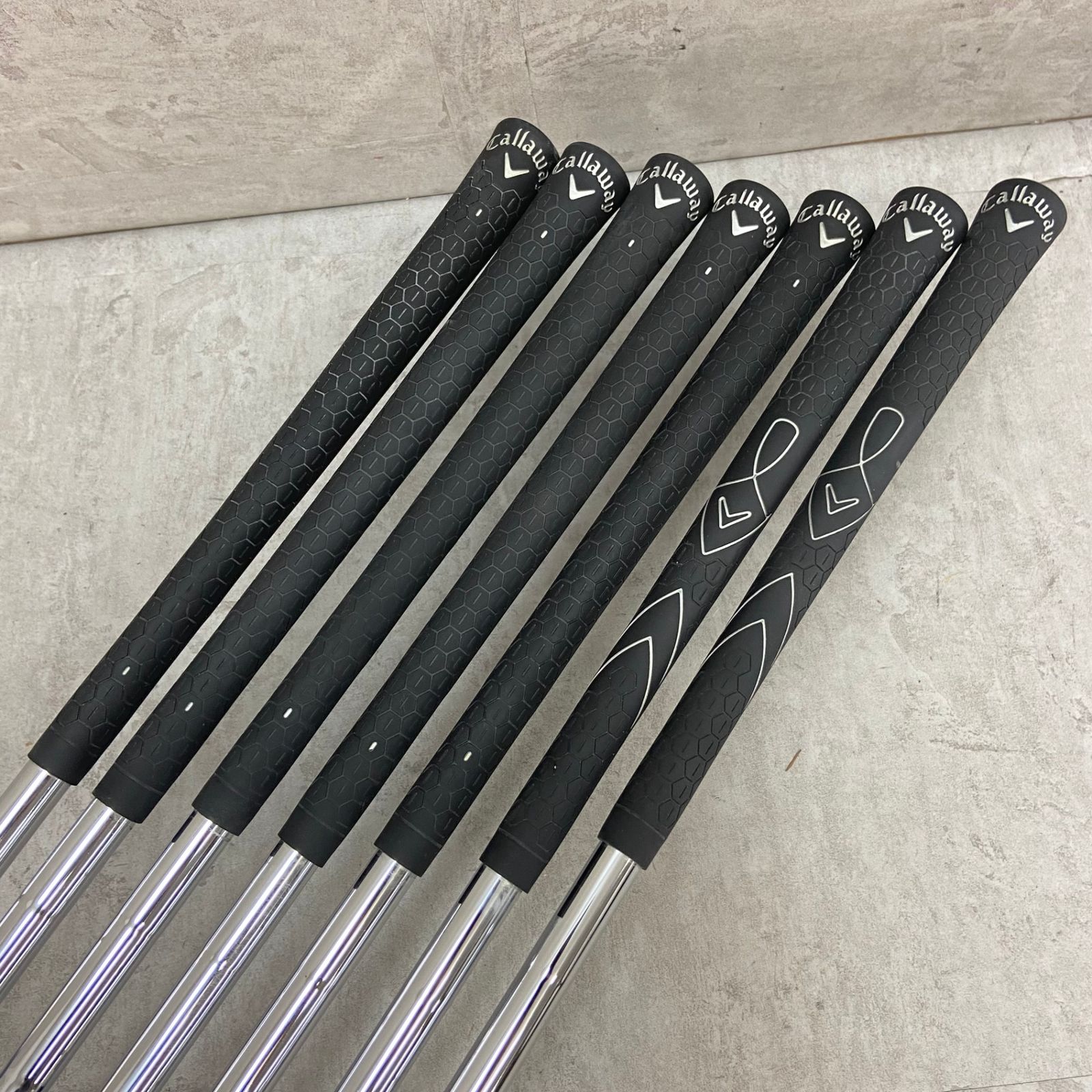 美品　Callaway WARBIRD キャロウェイ メンズ 右利き 7本 キャロウェイ ウォーバード メンズゴルフ アイアンセット 7本 SR