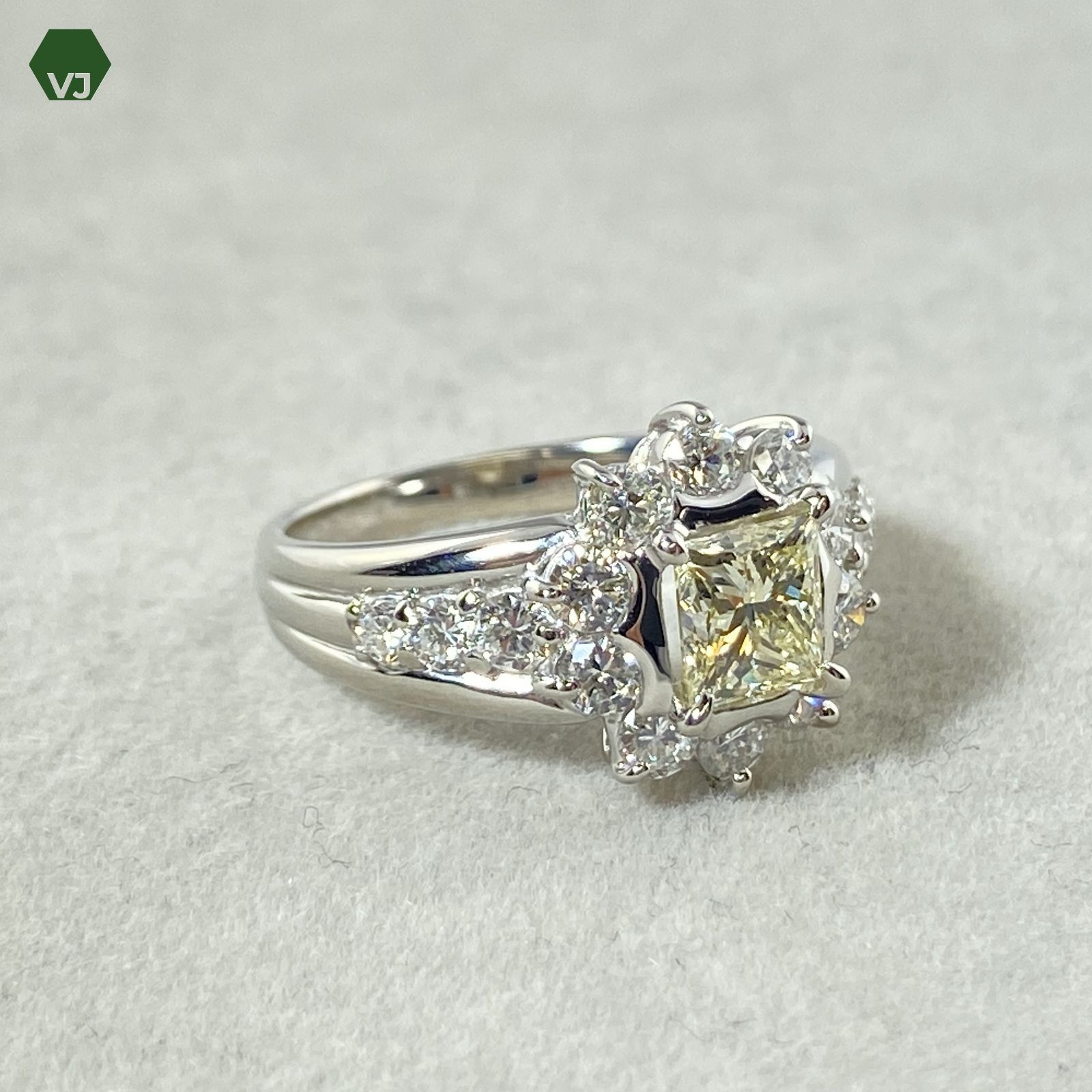 【31-30】ダイヤモンド　リング　D1.00ct 31-30】ダイヤモンドリングD1.00ct