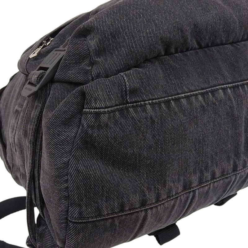 BALENCIAGA ブラックリュック　ARMYシリーズ BALENCIAGA ブラックリュックARMYシリーズ