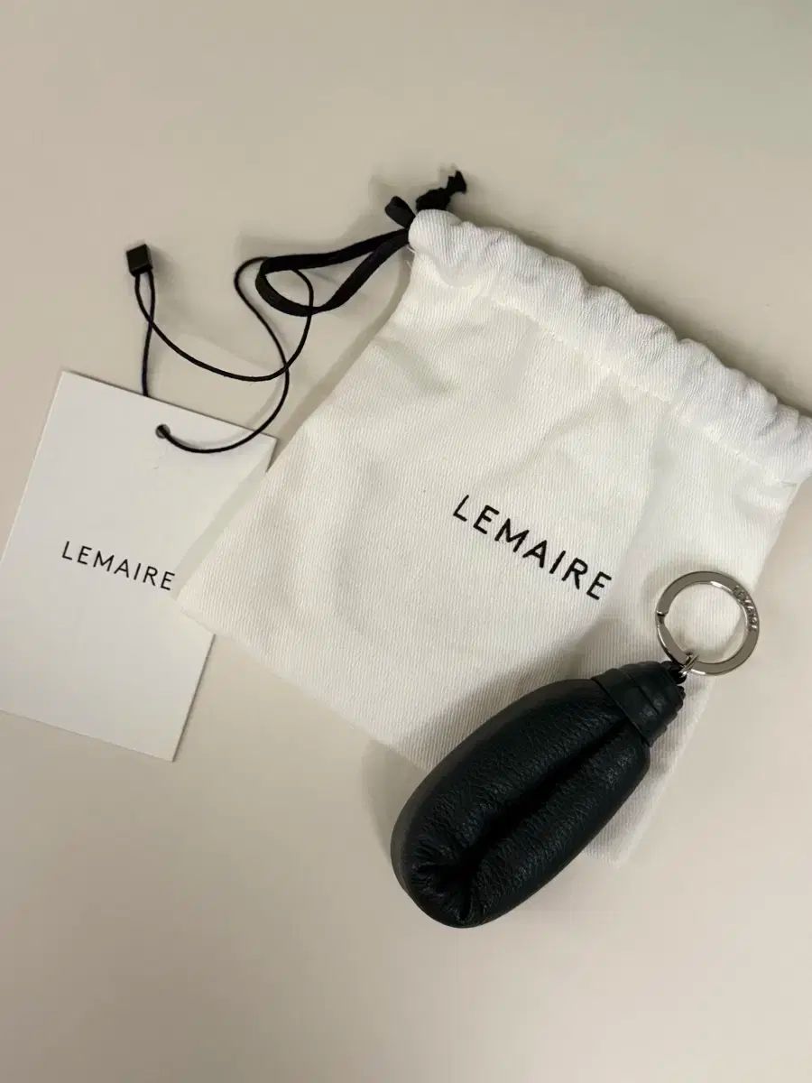 LEMAIREKEYRING ルメール 新作【LEMAIRE 】Chevron Leather Key Ring (LEMAIRE