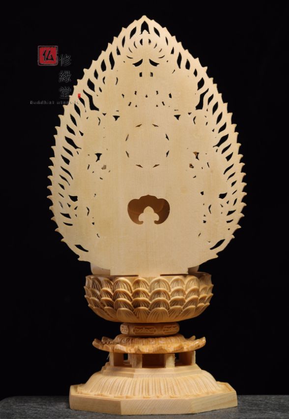 修縁堂】木彫り 仏像 虚空蔵菩薩座像 彫刻 一刀彫 天然木檜材 仏師で 