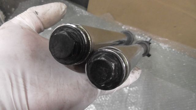 フロントフォーク