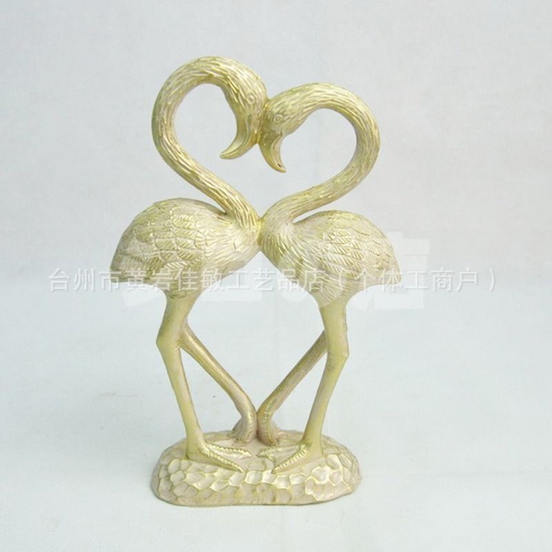 オブジェ 置物 2羽のフラミンゴ 鳥 ゴールド系 オシャレ インテリア リビング ダイニング 玄関 寝室 装飾 オーナメント 樹脂 プレゼント ギフト 棚装飾