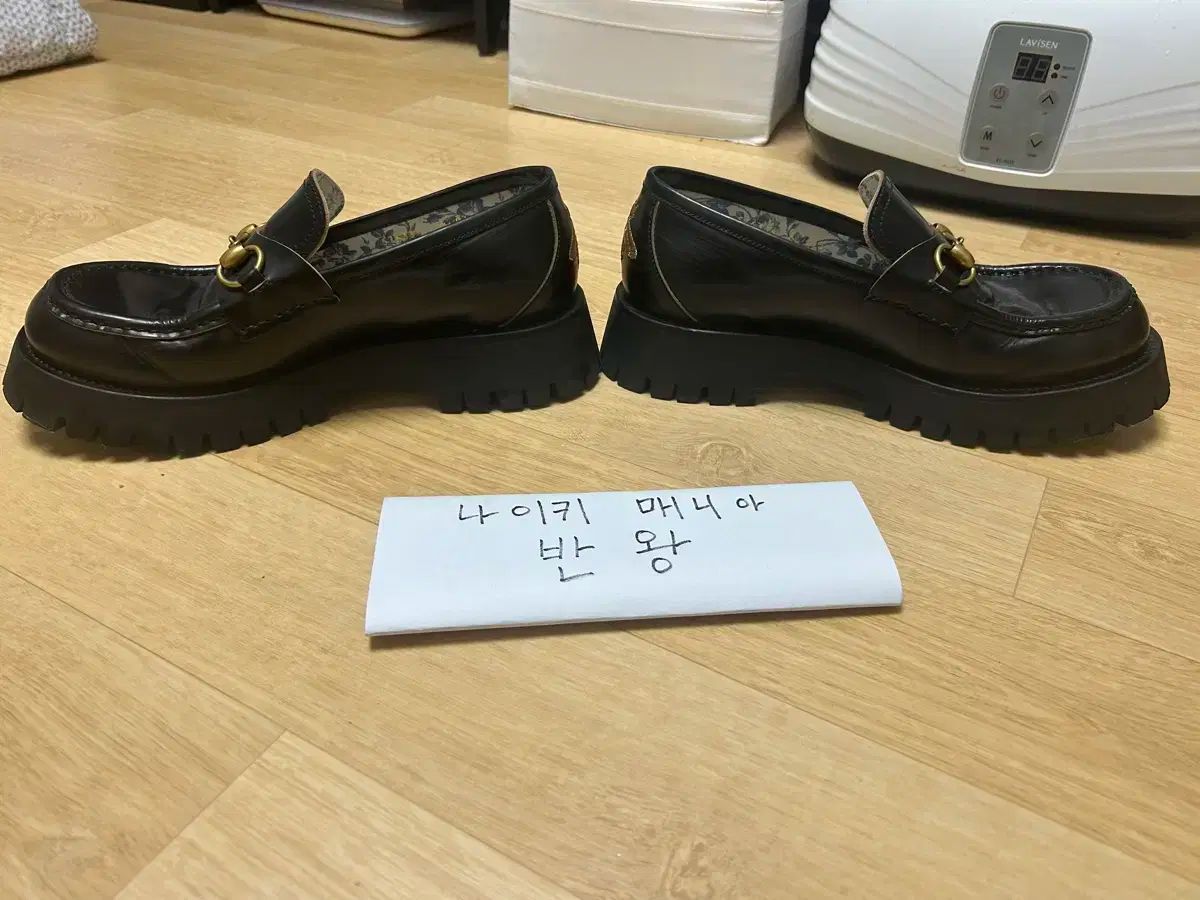 【極美品】GUCCI グッチ ホースビット ローファー ラグソール 黒 24cm 極美品】GUCCI ホースビット ローファー 7(24.0cm) - メルカリ