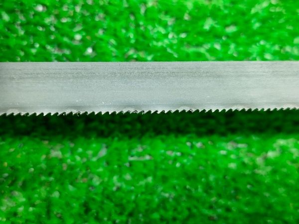 充電式ポータブルバンドソー