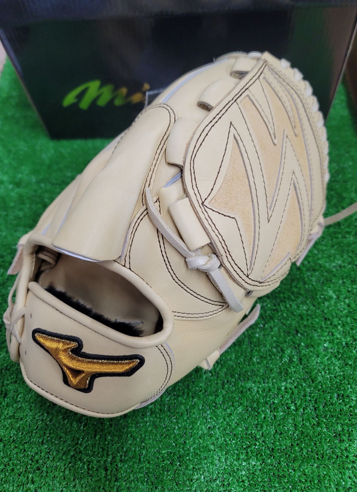 mlb愛　Absolutely Ridiculous グローブ 12インチ mlb愛 Absolutely Ridiculous グローブ 12インチ Absolutely