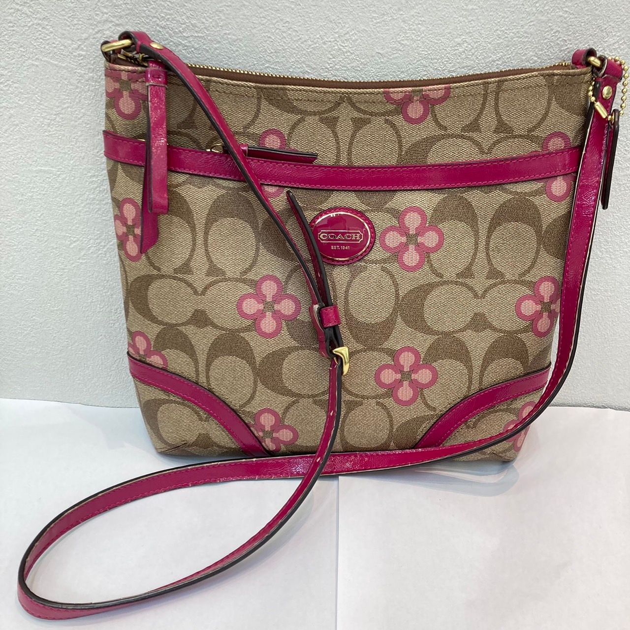 シグネチャー コーチ COACH ショルダーバッグ クローバー ファイル 