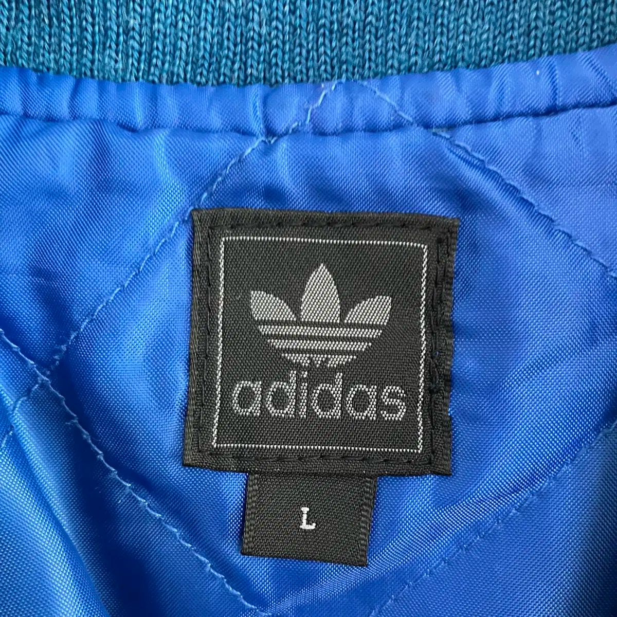 新品未使用　adidas スタジャン Lサイズ adidas(アディダス) 日本 限定品 スタジャン ( L ) - メルカリ