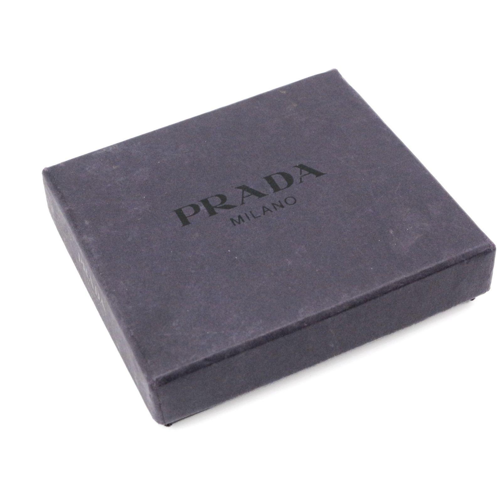 プラダ キーチャーム バッグチャーム キーホルダー 三角プレート メタル 銀 シルバー silver PRADA