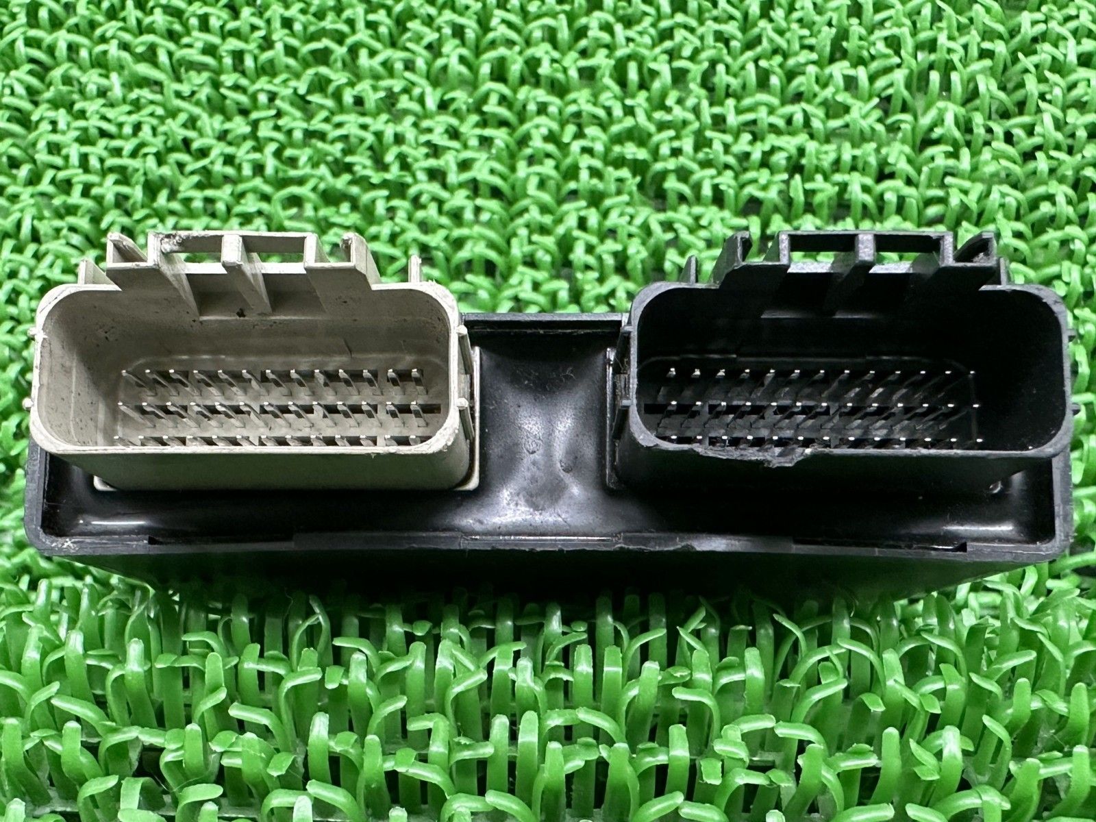 ZX-14R ECU カワサキ 純正 バイク 部品 ZXT40E NINJA ニンジャZX14R ZZ-R1400 ECM 車検 Genuine nX