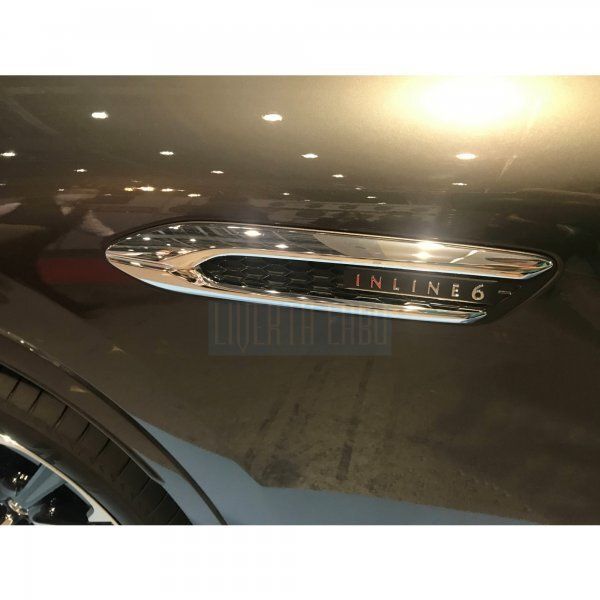 cx-60】サイドモールとホイールアーチモールセット