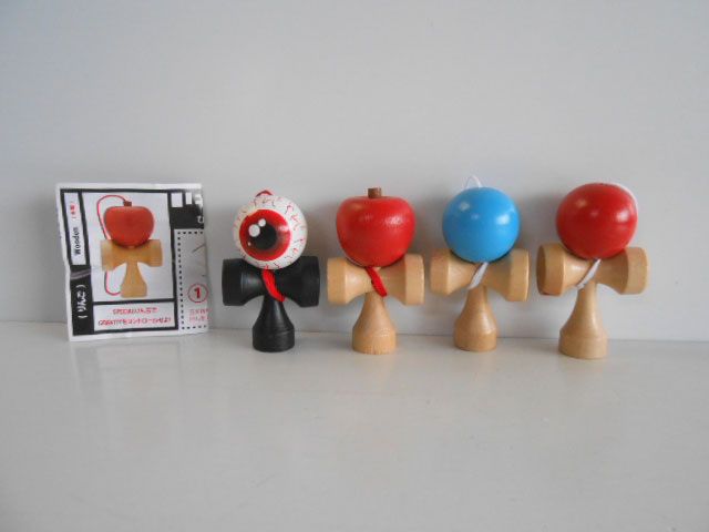 ♯Kti06BJポケットけん玉マスコット人気4種