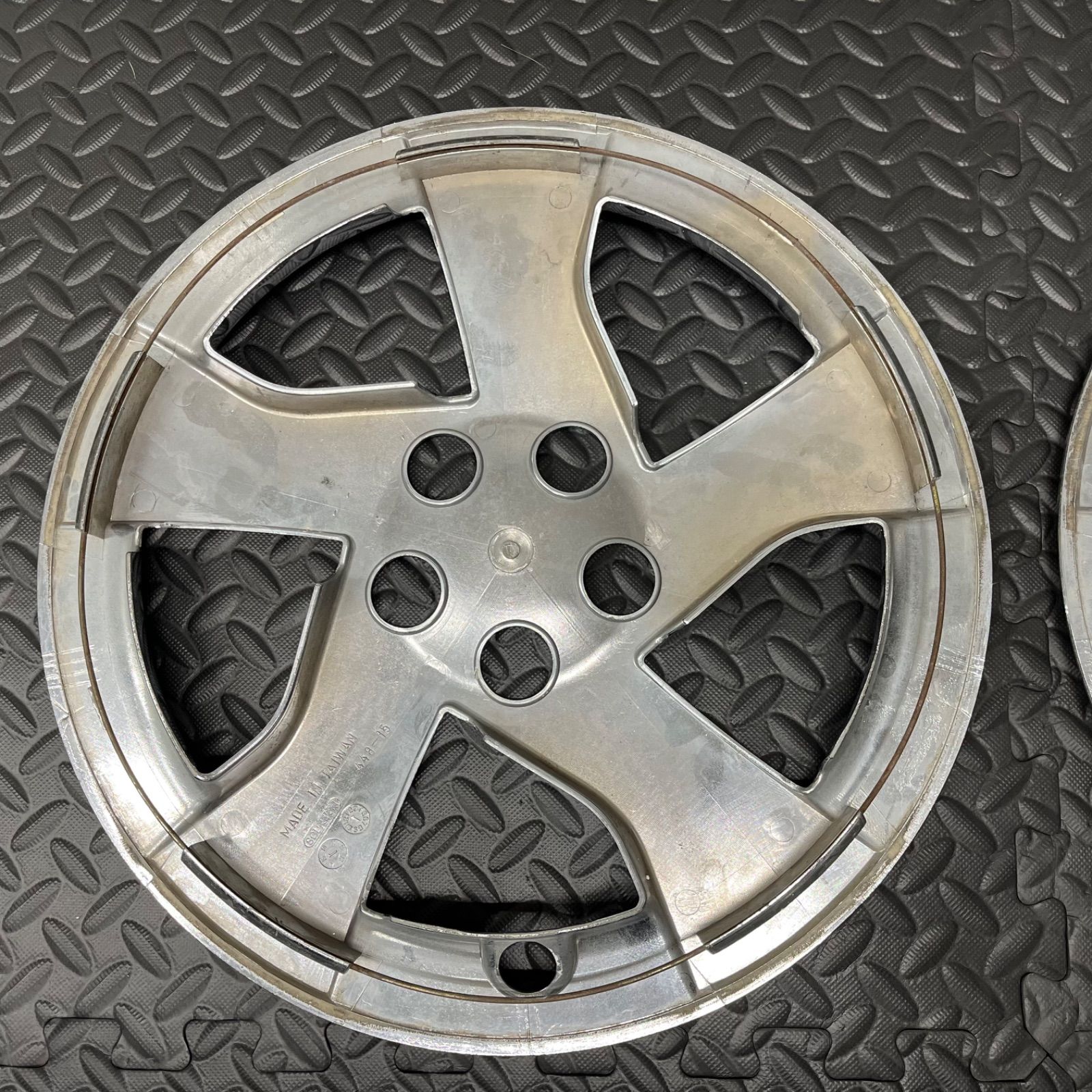 希少 トヨタ プリウス 30系前期 US仕様 メッキホイールキャップ 4枚 