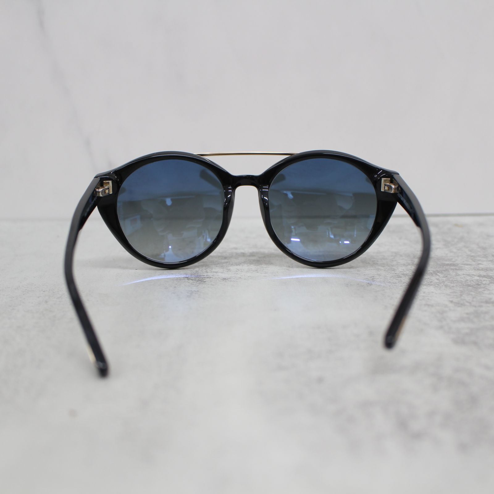 S043)【美品】TOMFORD/トムフォード サングラス Joan TF383 01W 52□19