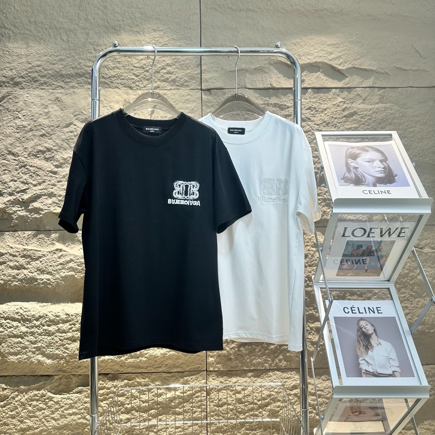 BALENCIAGA ロゴ刺繍ラウンドネック半袖Tシャツ 男女兼用