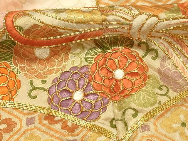 豪華振袖　駒刺繍　流水舞鳥文　暈し染め　金彩　着丈168cm　正絹　逸品 振袖レンタル・烏羽色 黒系 暈し染め 駒刺繍 金彩 熨斗 吉祥文