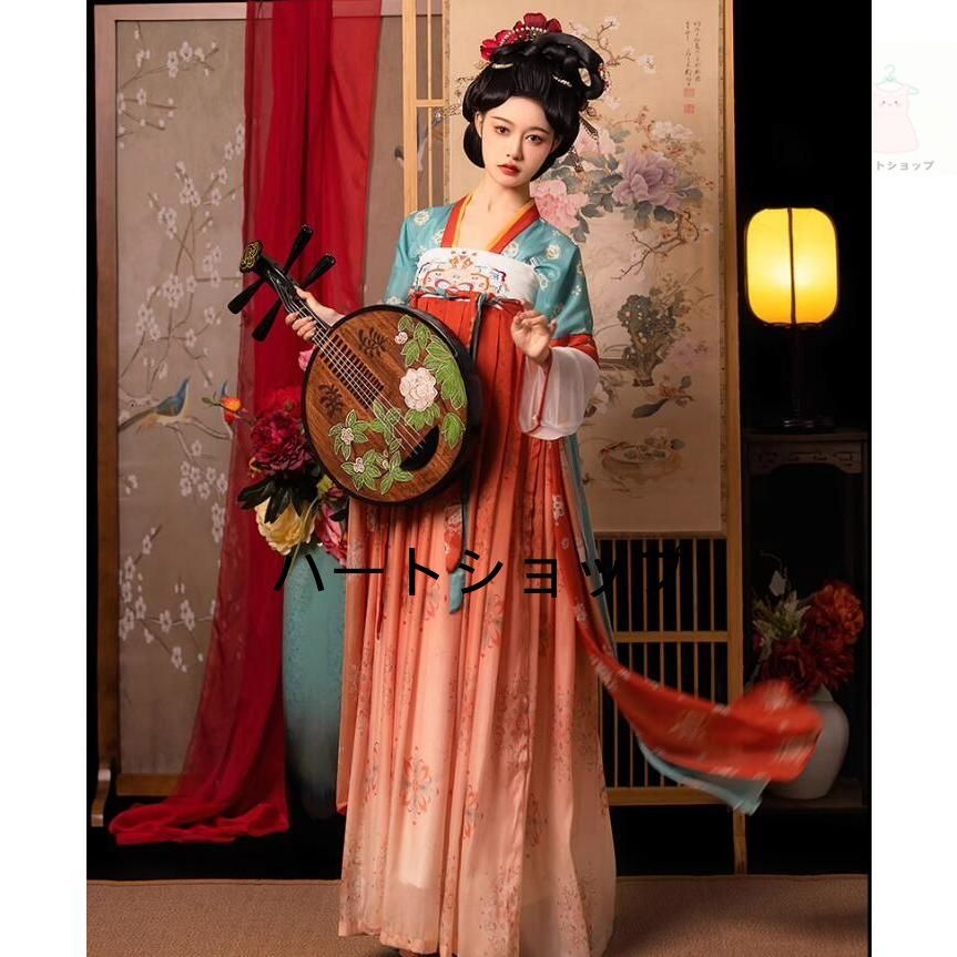 変装 チャイナ服