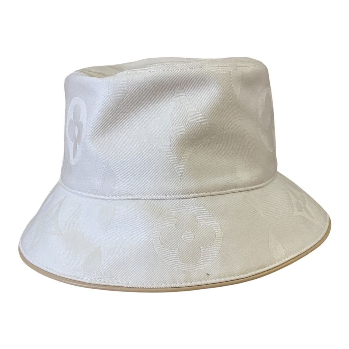 バケットハット