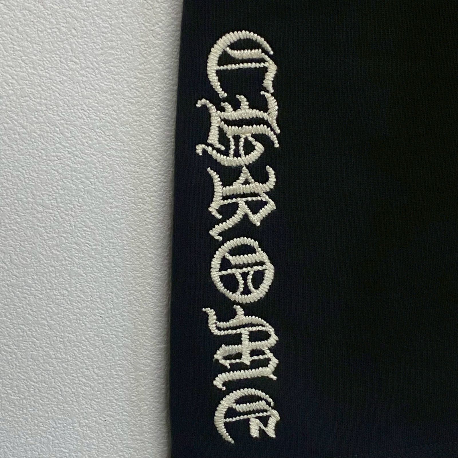 ブラック スウェット