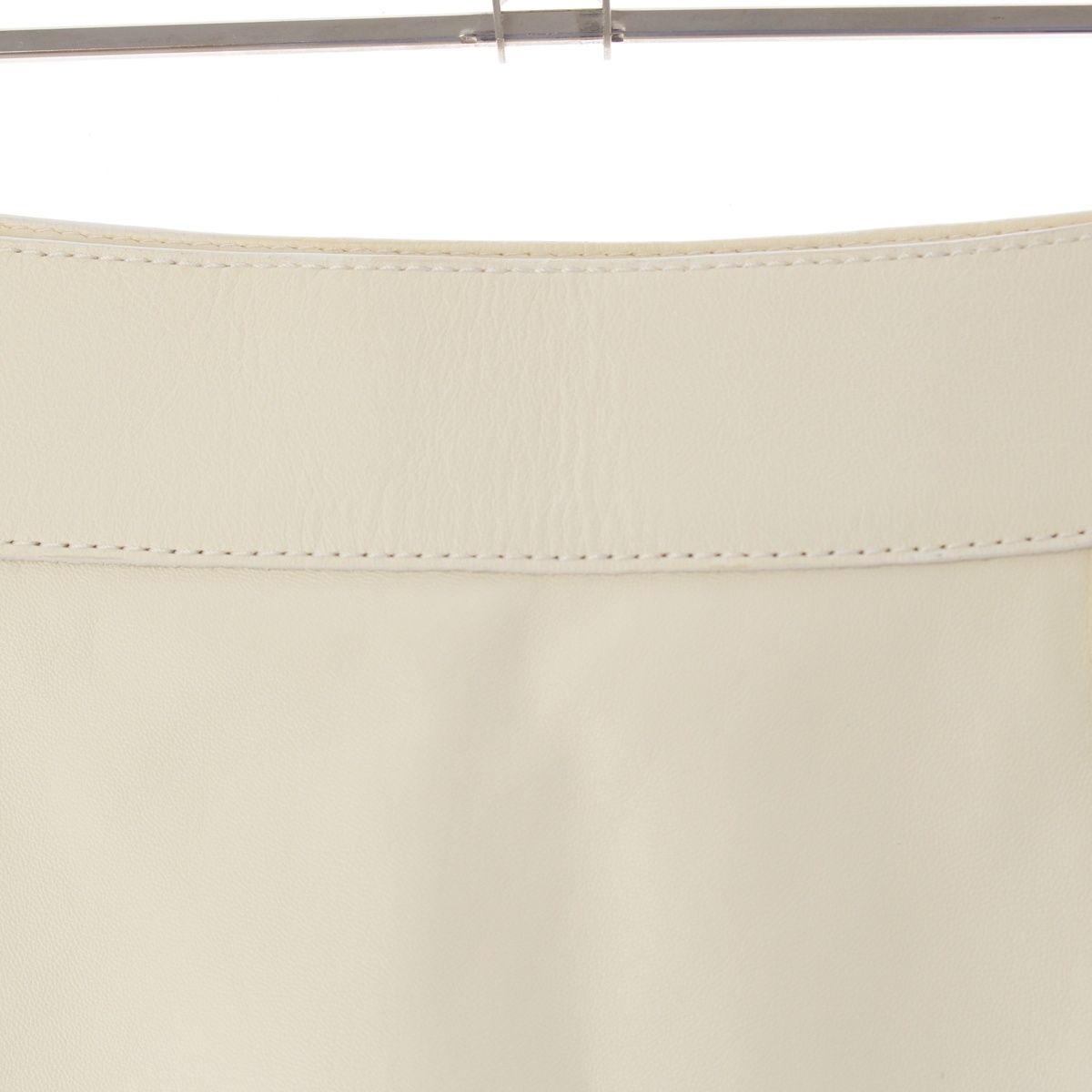 レザー プリーツ