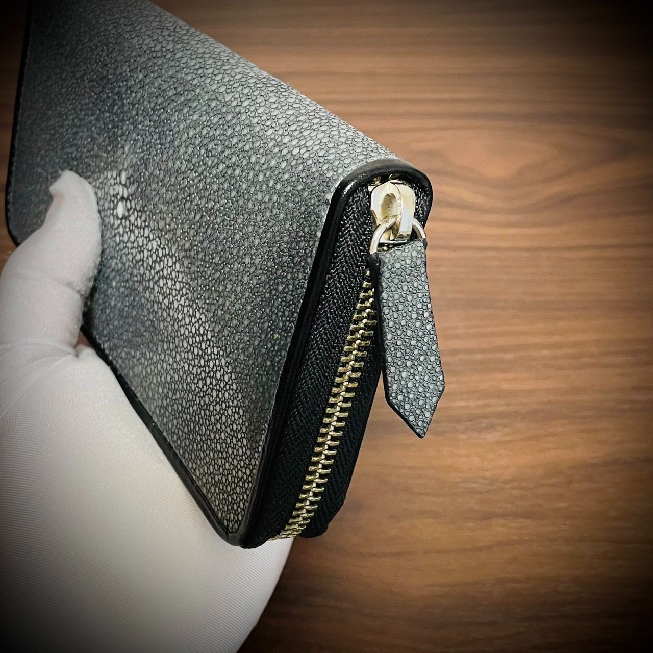 スタースティングレイ 長財布 カード１５枚 大容量 ガルーシャ グリーン 緑 スタースティングレイ 長財布 エイ革 一枚革 ガルーシャ カイラギ