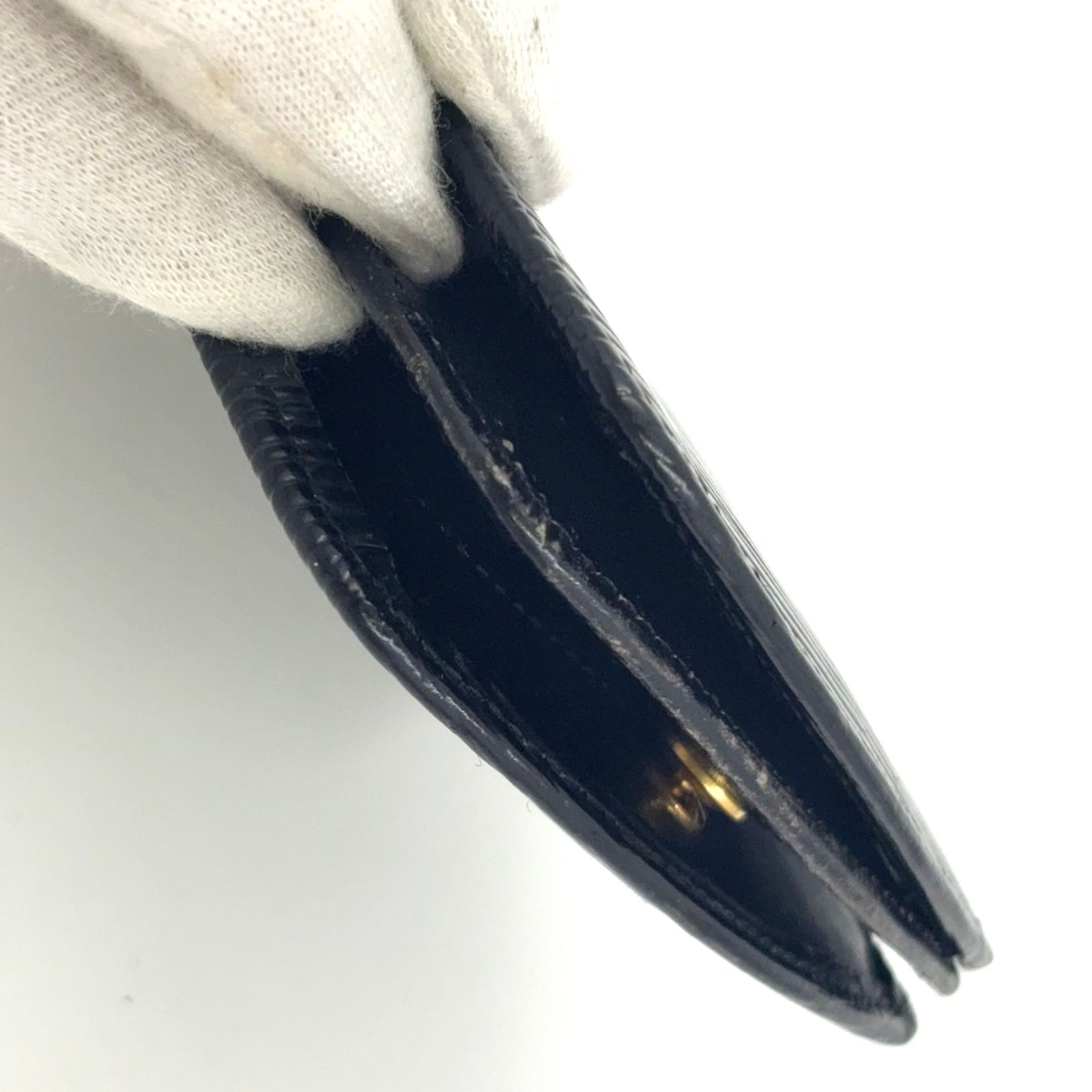 【ビンテージ】LOUIS VUITTON キュベット スプール M63702 LOUIS VUITTON キュベット スプール エピ レザー ブラック 財布