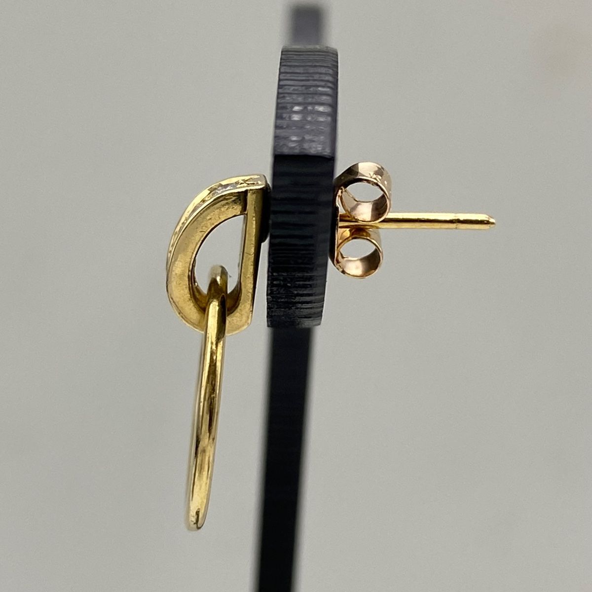 メレダイヤ デザインピアス YG イエローゴールド スイング ピアス K18 ダイヤモンド レディース