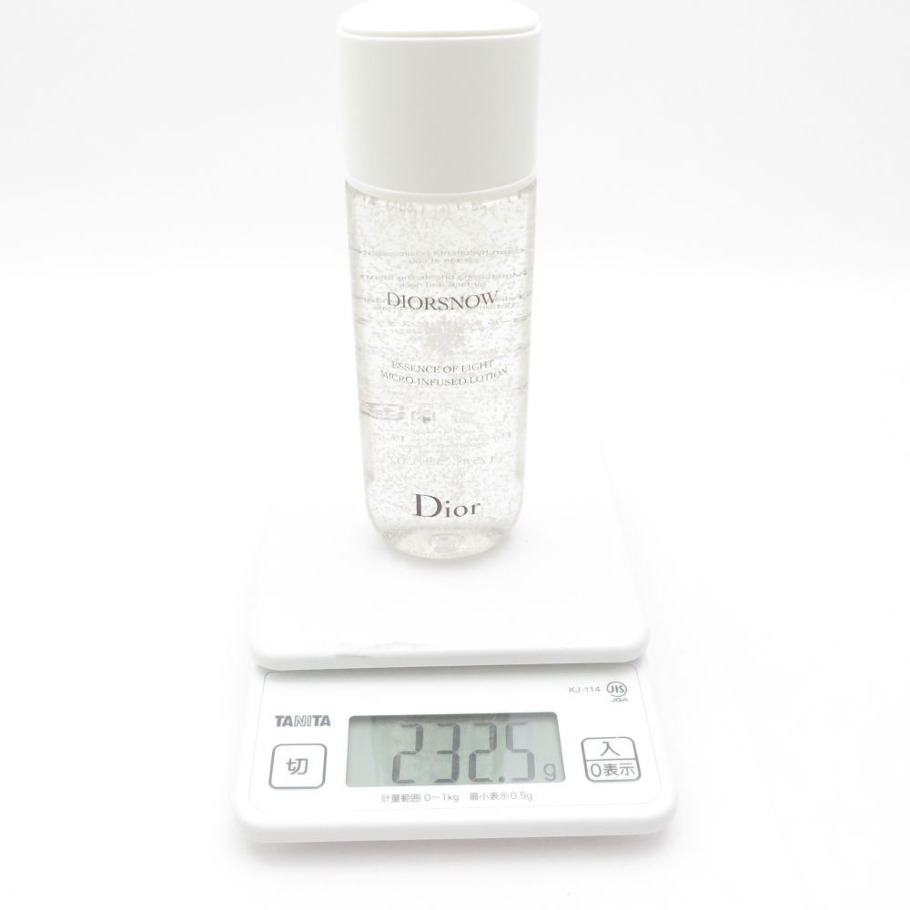 Dior Light 新品未使用 Dior ディオール スノー エッセンス オブ ライト マイクロ