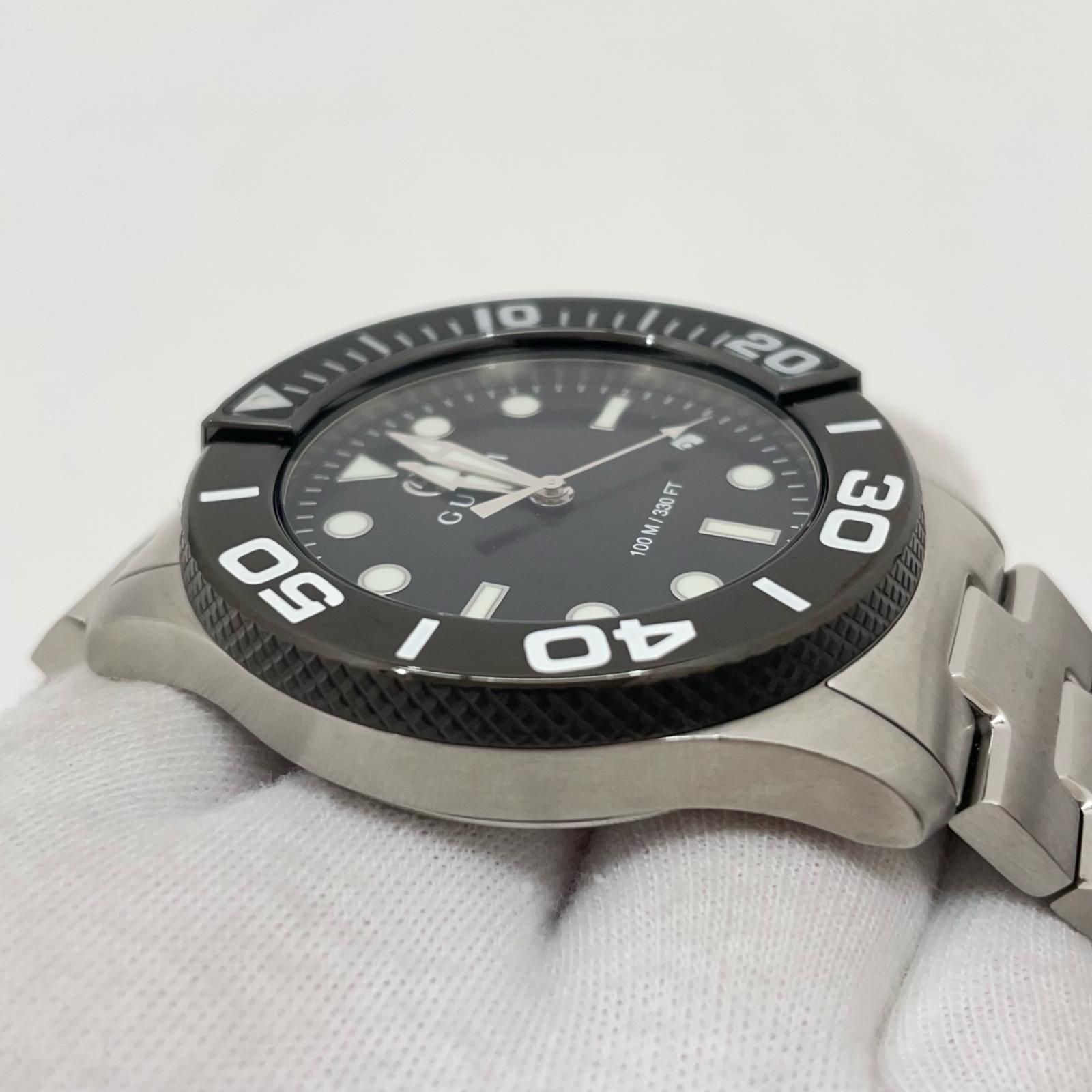 腕時計 ブラック