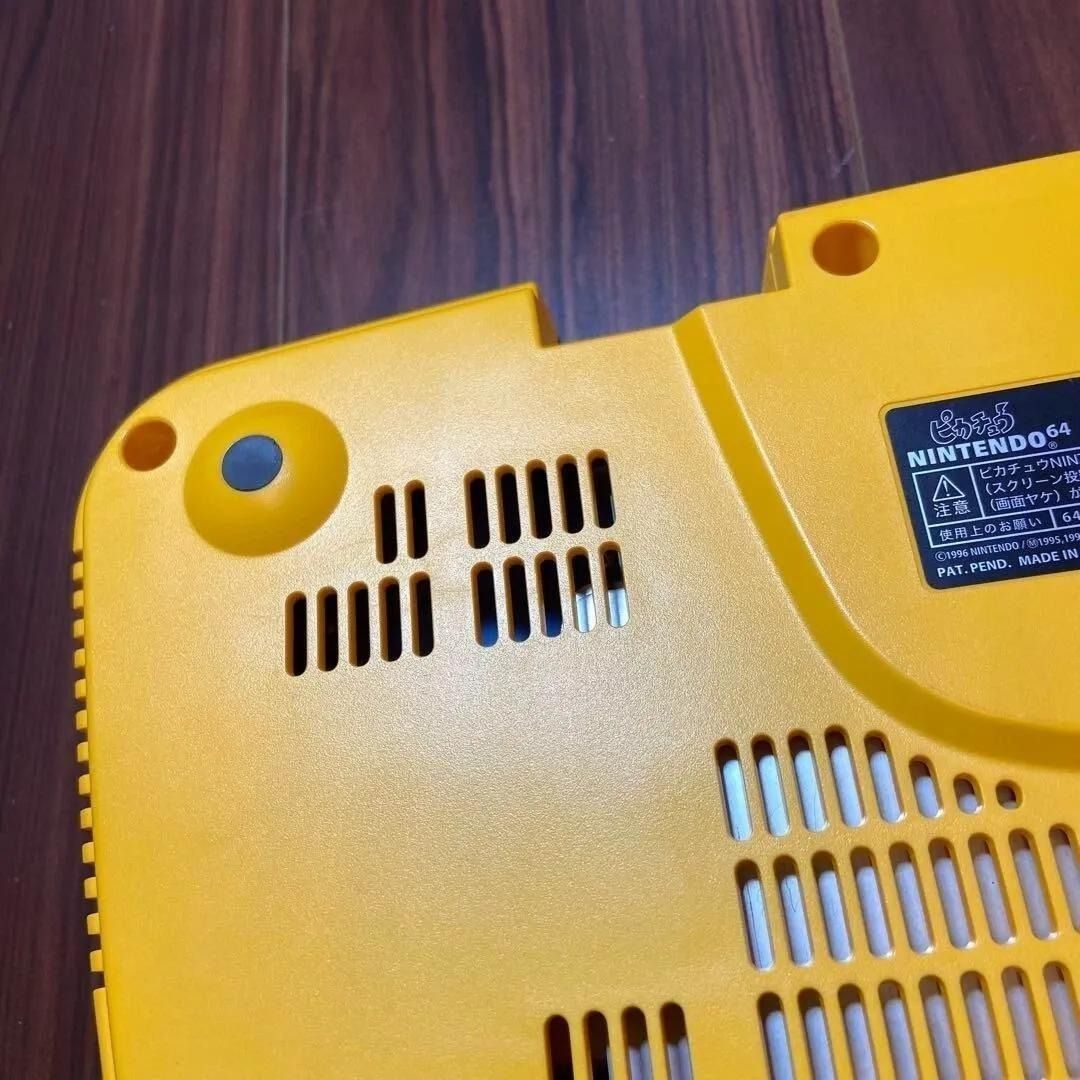  Nintendo 64 本体 ピカチュウブルー イエロー 2630 本体(64) NINTENDO64