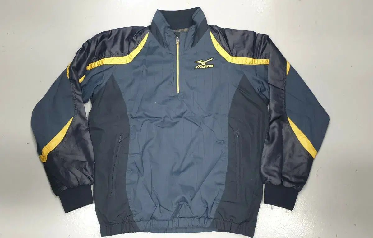 Mizuno Pro ミズノプロ トレーニングトップ L 100 サイズ