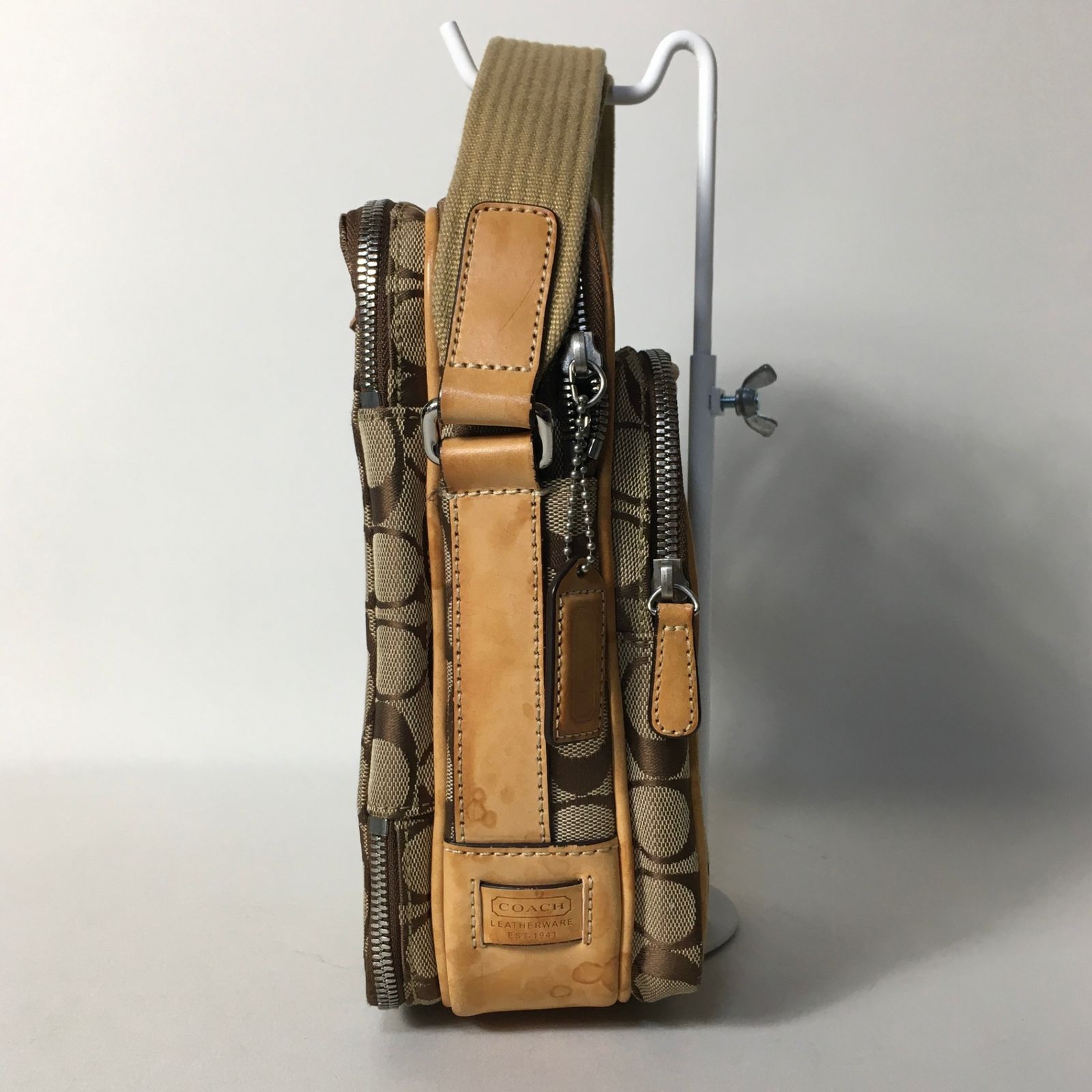 2508-148｜美品｜コーチ シグネチャー ショルダーバッグ ライトブラウン Brandol / COACH コーチ ショルダーバッグ シグネチャー カメラ